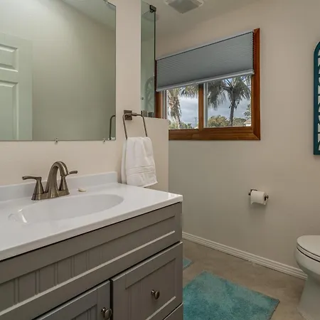 Holiday home Cozy Family Getaway Carlsbad