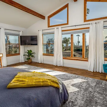 Holiday home Cozy Family Getaway Carlsbad