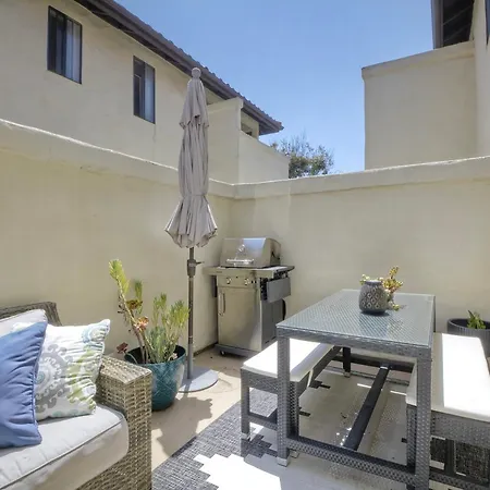 Coastal Bliss - Seashell Cove Retreat - Luxury Living Steps From & Lagoon Carlsbad