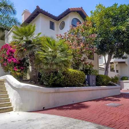 Coastal Bliss - Seashell Cove Retreat - Luxury Living Steps From & Lagoon Holiday home Carlsbad