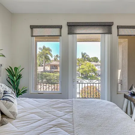 Holiday home La Costa Valley Newly Remodeled Gem