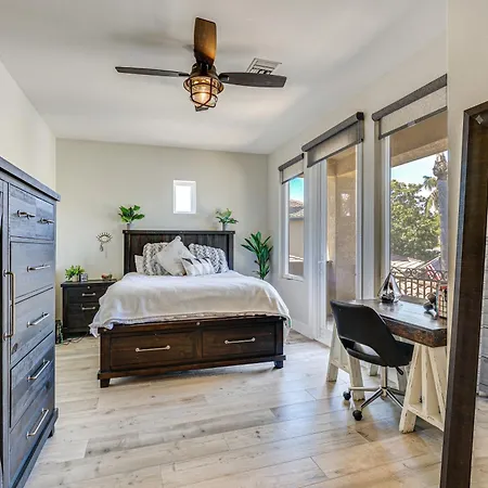 La Costa Valley Newly Remodeled Gem Holiday home *