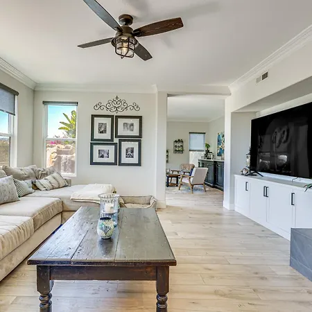 Holiday home La Costa Valley Newly Remodeled Gem