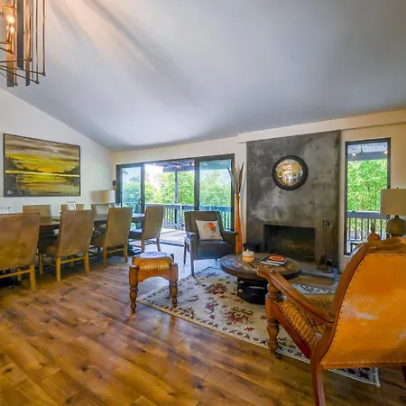 Holiday home Ultimate Family Coastal Retreat With Pool, Spa, And More!