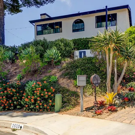 Holiday home Ultimate Family Coastal Retreat With Pool, Spa, And More!