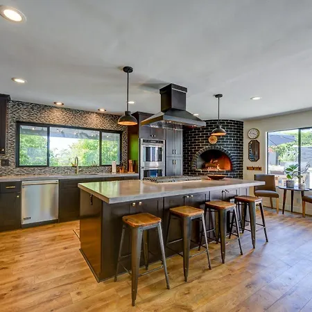 Ultimate Family Coastal Retreat With Pool, Spa, And More! Holiday home
