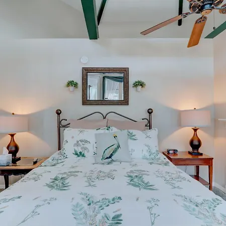 Pelican Cove Hotel