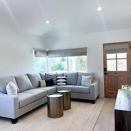 Luxurious With Balcony Holiday home Carlsbad