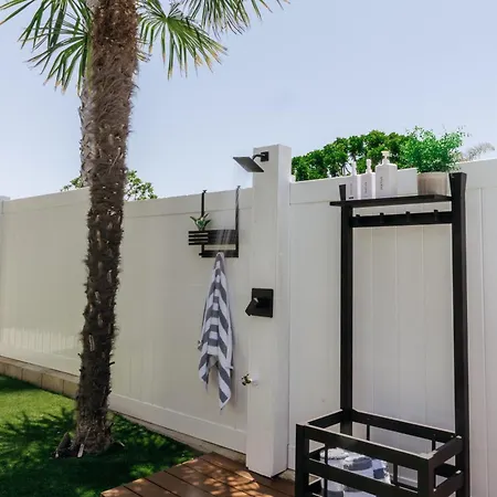 Mediterranean Modern Steps To Beach/dining W/ Spa Carlsbad