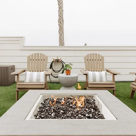 Mediterranean Modern Steps To Beach/dining W/ Spa Holiday home