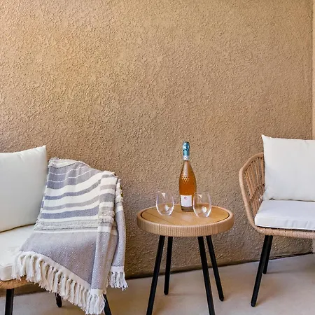 Heart Of 2 Bed 2 Bath Holiday home *