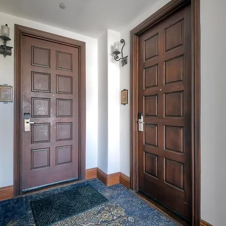 Heated Pool Access, Hot Tubs, Fire Place, Walk 2 Omni La Costa & Spa