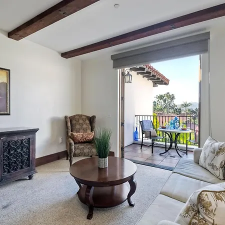 Apartment Heated Pool Access, Hot Tubs, Fire Place, Walk 2 Omni La Costa & Spa