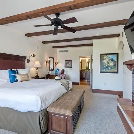 Apartment Heated Pool Access, Hot Tubs, Fire Place, Walk 2 Omni La Costa & Spa *