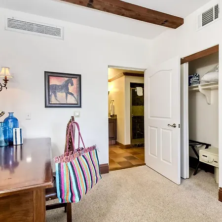 Apartment Heated Pool Access, Hot Tubs, Fire Place, Walk 2 Omni La Costa & Spa *