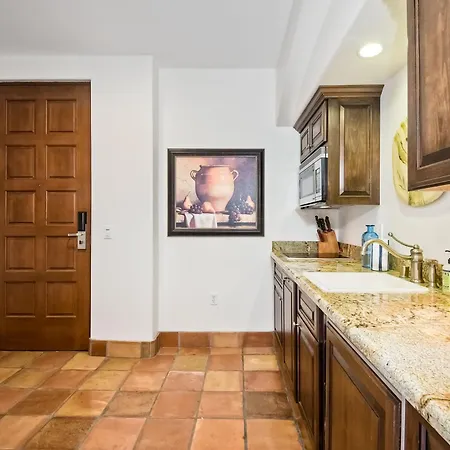 Heated Pool Access, Hot Tubs, Fire Place, Walk 2 Omni La Costa & Spa Carlsbad