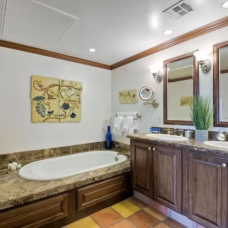 Heated Pool Access, Hot Tubs, Fire Place, Walk 2 Omni La Costa & Spa