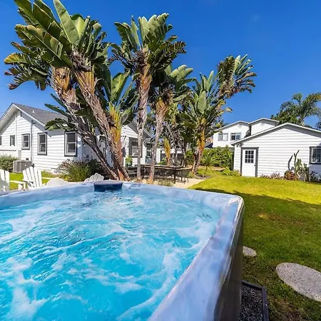Coastal Palm Haven - With Hot Tub * Carlsbad