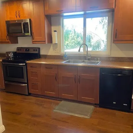 Water View - Walkable Apartment Carlsbad