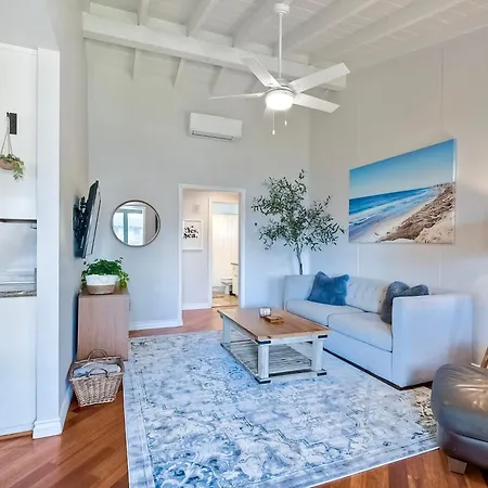 90 Walk Score - Steps To & Dining - Reserved Parking Apartment Carlsbad