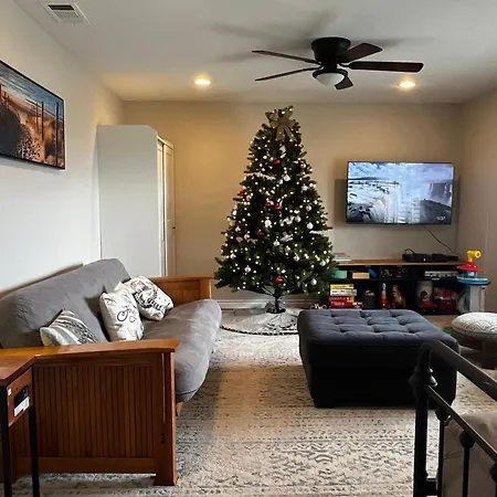 Holiday home Tranquil Tier Garden With Game Carlsbad