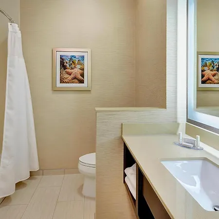 Hotel Fairfield & By Marriott San Diego 3*