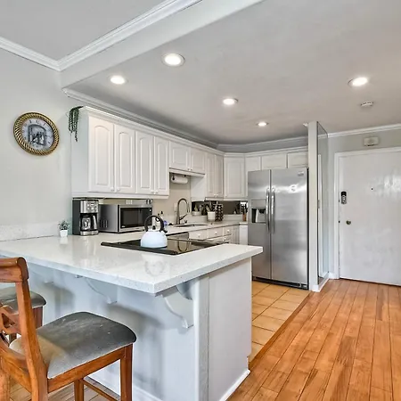 Apartment La Costa Pool Bbq Gated Parking
