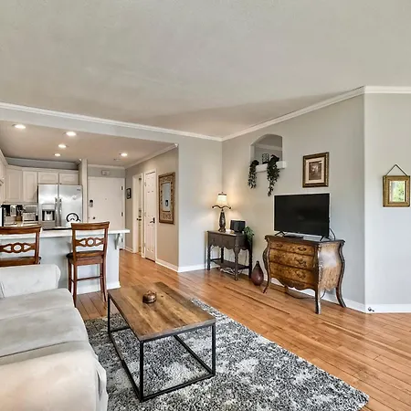 La Costa Pool Bbq Gated Parking Apartment Carlsbad
