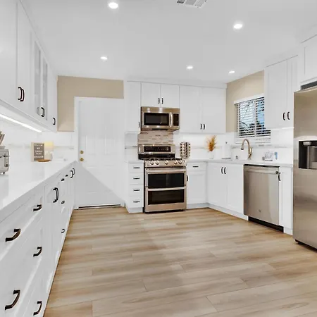 Holiday home Tamarack Palms - Heated Pool Steps To And Surf Carlsbad