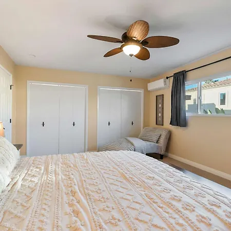 Holiday home Beachfront In - Remodeled