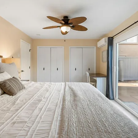 Holiday home Beachfront In - Remodeled *