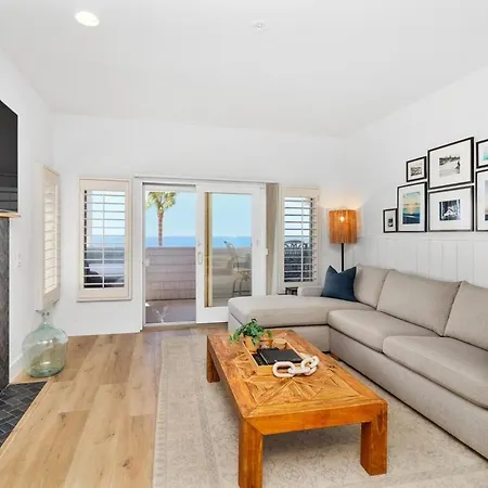 Pacific Passion House *