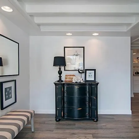 180 Walnut Lower * Carlsbad