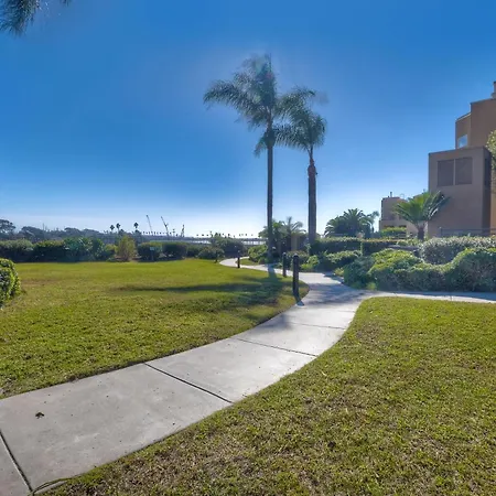 4025 Canario Street * Carlsbad