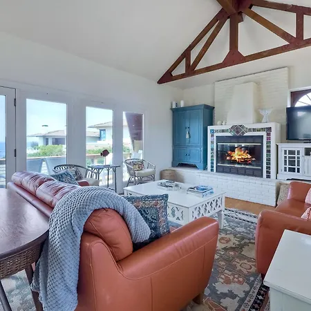 5051 Shore Drive Holiday home *