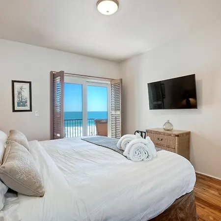 Holiday home 2751 Ocean Street