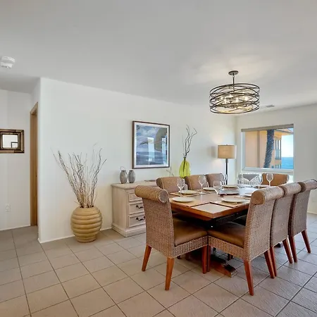 Holiday home 2751 Ocean Street *