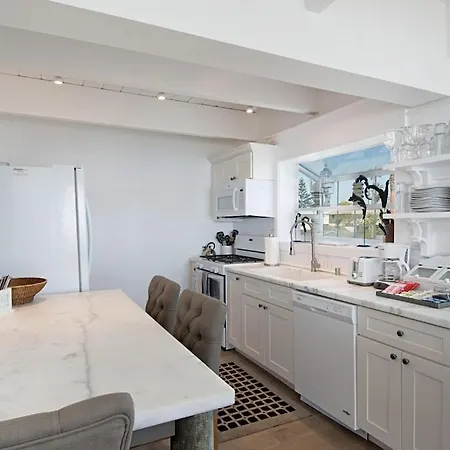 Holiday home 3690 Boulevard - Unit B