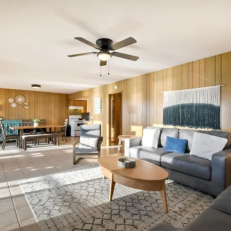 Holiday home Oceanfront Getaway - Ocean Views - Fire Pit - Bbq - Access *