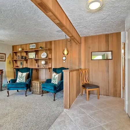 Holiday home Hot Tub, Fire Pit, Bbq, Shuffleboard, Walk To