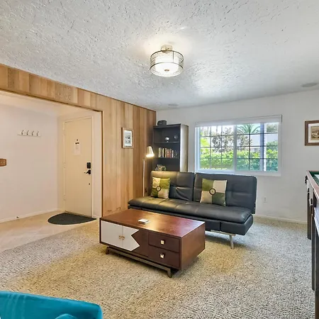 Holiday home Hot Tub, Fire Pit, Bbq, Shuffleboard, Walk To