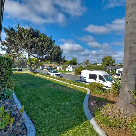 Hot Tub, Fire Pit, Bbq, Shuffleboard, Walk To Carlsbad