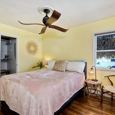 167 Tamarack