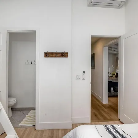 180 N 190 Walnut Entire Holiday home *