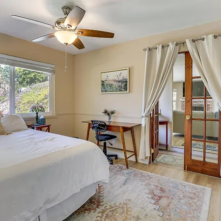 2 Mi To Beach Apt With Deck And Fire Pit In Carlsbad! Apartment Carlsbad