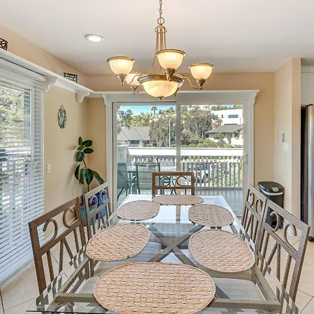 Apartment 2 Mi To Beach Apt With Deck And Fire Pit In Carlsbad! *