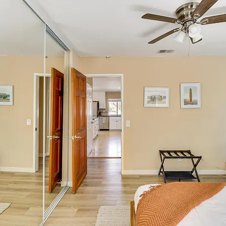 Apartment 2 Mi To Beach Apt With Deck And Fire Pit In Carlsbad!