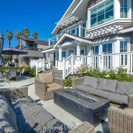 3636 Blvd - Entire Holiday home