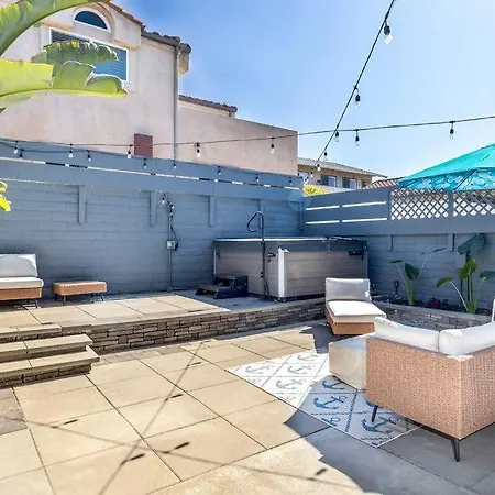 Holiday home Beachfront In - Remodeled