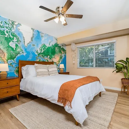 Lagoon Coastal Retreat * Carlsbad
